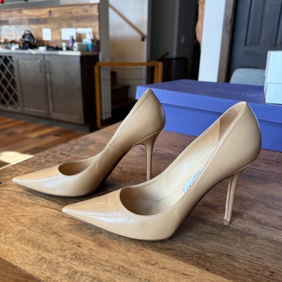 Jimmy Choo Nude Pump (39) - Picture 4 of 5